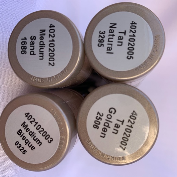 Sunforgettable Mineral Sunscreen Foundation x3 - Picture 4 of 9